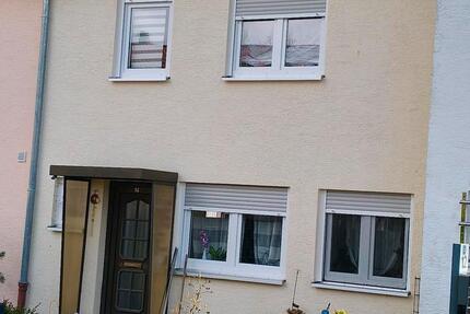 Haus Mosbach - 5 Zimmer, 125 m&sup2;, 295.000&euro; | Angebot:26268589