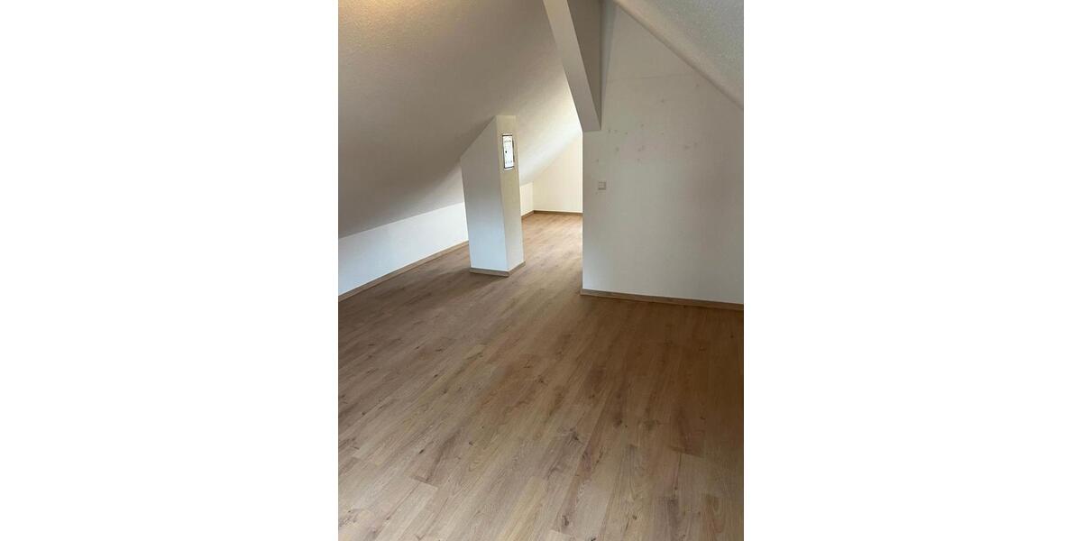 Mehrfamilienhaus, Wohnhaus Backnang - 6 Zimmer, 145 m&sup2;, 595.000&euro; | Angebot:26916780