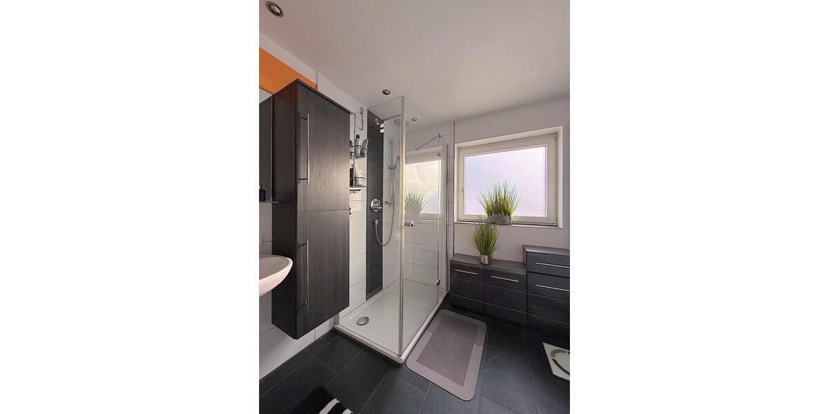 Doppelhaushälfte Gundelsheim - 4.5 Zimmer, 124 m&sup2;, 429.000&euro; | Angebot:26040105