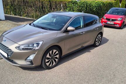 Ford Focus 89.000 km 10.700 € Flein 74223