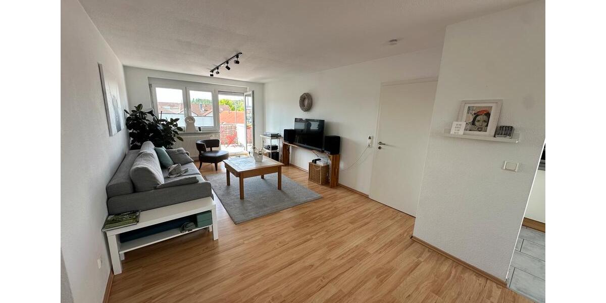 Dachgeschoßwohnung Gemmrigheim - 3.5 Zimmer, 90 m&sup2;, 950&euro; | Angebot:26646772