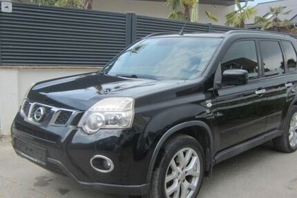 Nissan X-Trail 239.000 km 5.990 &euro; Öhringen-Cappel 74613