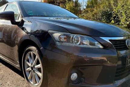 Lexus CT 200h 234.400 km 7.999 € Marbach 71672