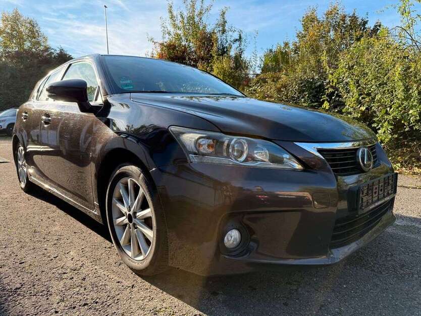 Lexus CT 200h 234.400 km 7.999 € Marbach 71672