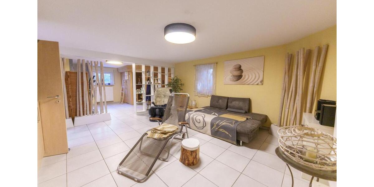 Einfamilienhaus Bad Friedrichshall - 6 Zimmer, 240 m&sup2;, 2.650&euro; | Angebot:25832076