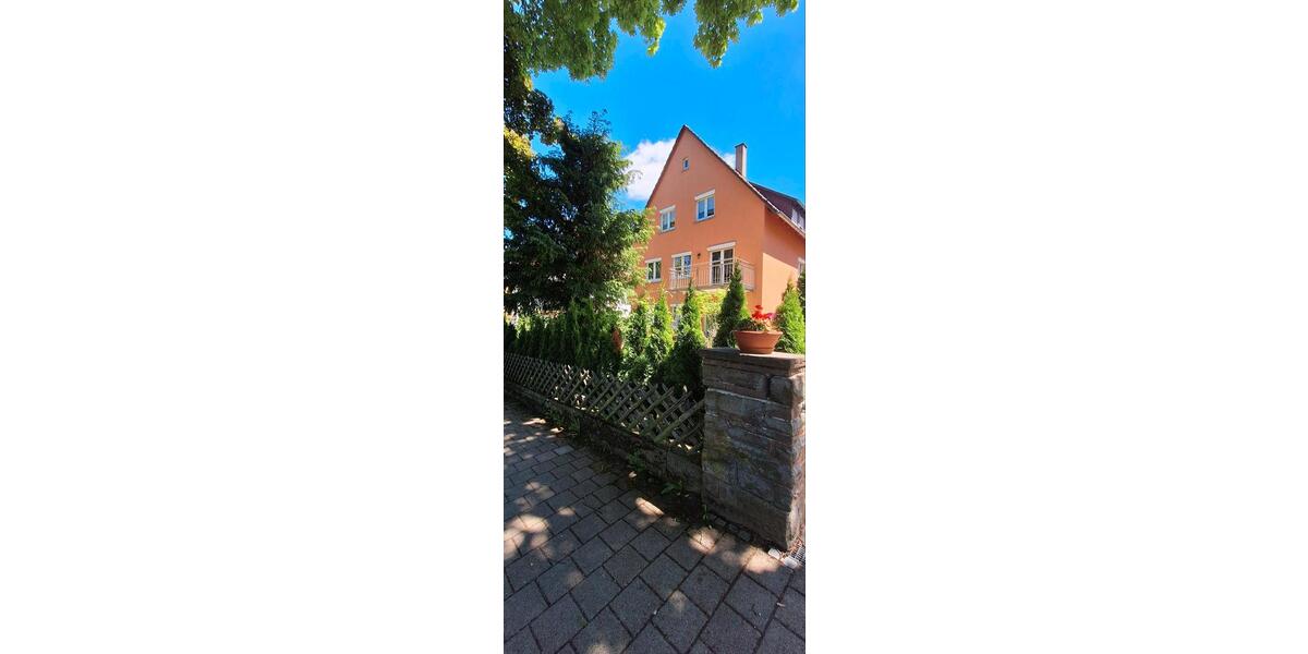 Etagenwohnung Ludwigsburg Pflugfelden - 4 Zimmer, 75 m&sup2;, 1.300&euro; | Angebot:24185121
