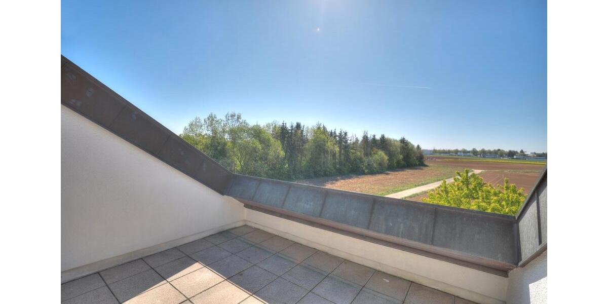 Dachgeschoßwohnung Heilbronn Böckingen - 4 Zimmer, 85 m&sup2;, 1.190&euro; | Angebot:26588248