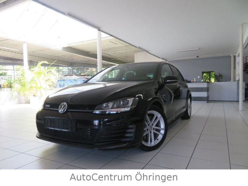 VW Golf 208.000 km 10.680 € Öhringen 74613