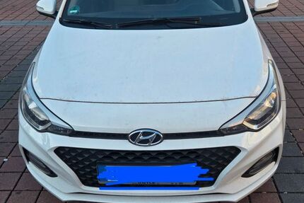 Hyundai i20 86.500 km 8.600 &euro; Heilbronn 74081