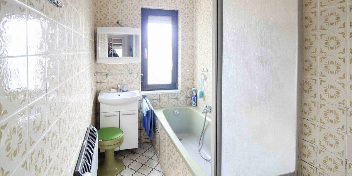 Einfamilienhaus Güglingen - 6 Zimmer, 149 m&sup2;, 299.000&euro; | Angebot:26703674