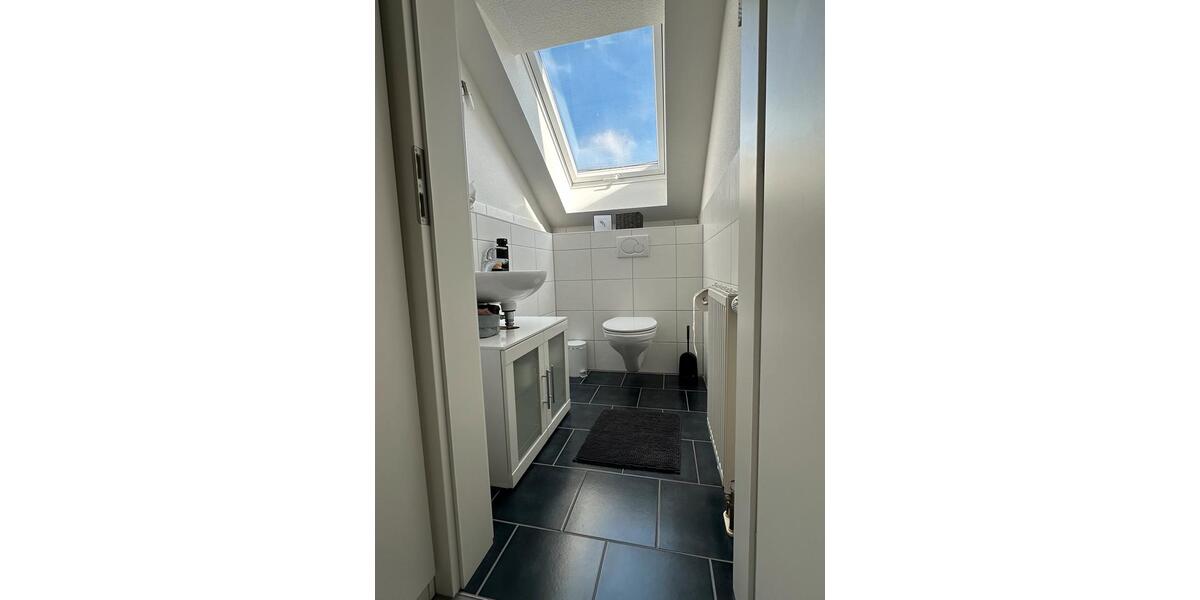 Dachgeschoßwohnung Gemmrigheim - 3.5 Zimmer, 90 m&sup2;, 950&euro; | Angebot:26646772