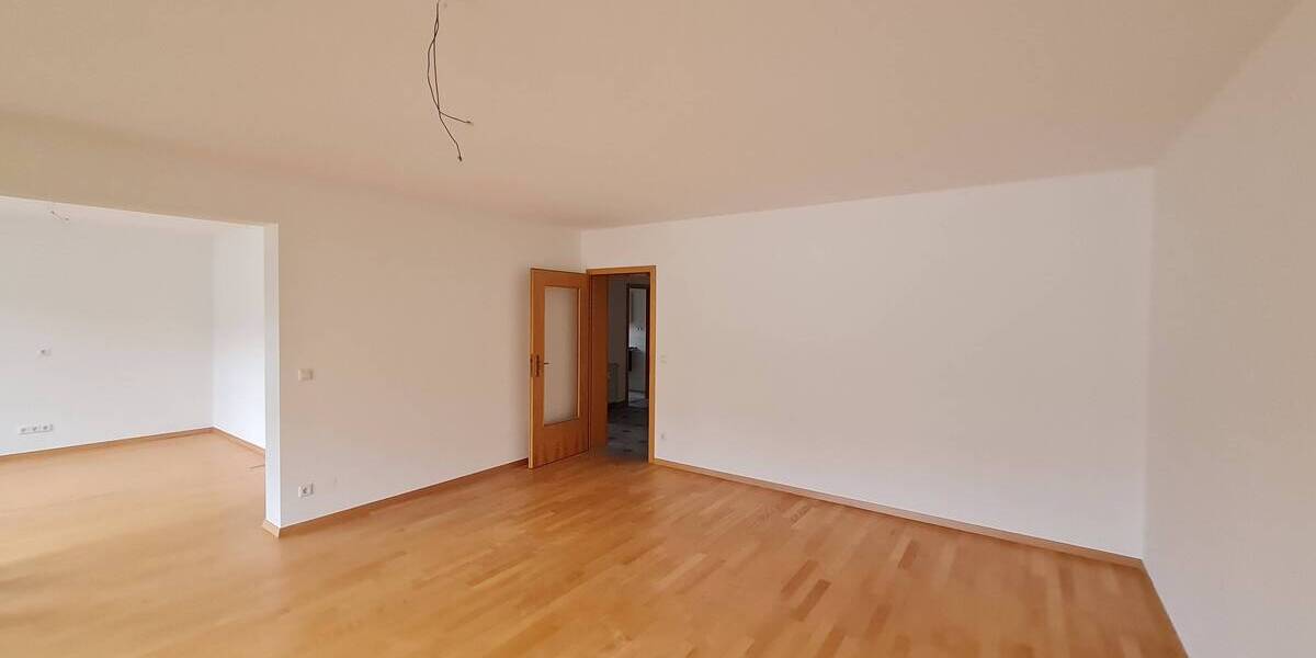 Schöne 4-Zimmerwohnung mit Balkon in traumhafter Lage in HN-Sontheim zu vermieten 4 zimmer