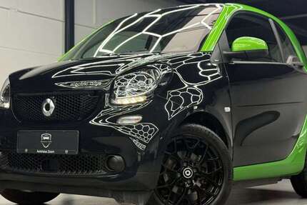 Smart forTwo 33.860 km 8.980 € Sinsheim 74889