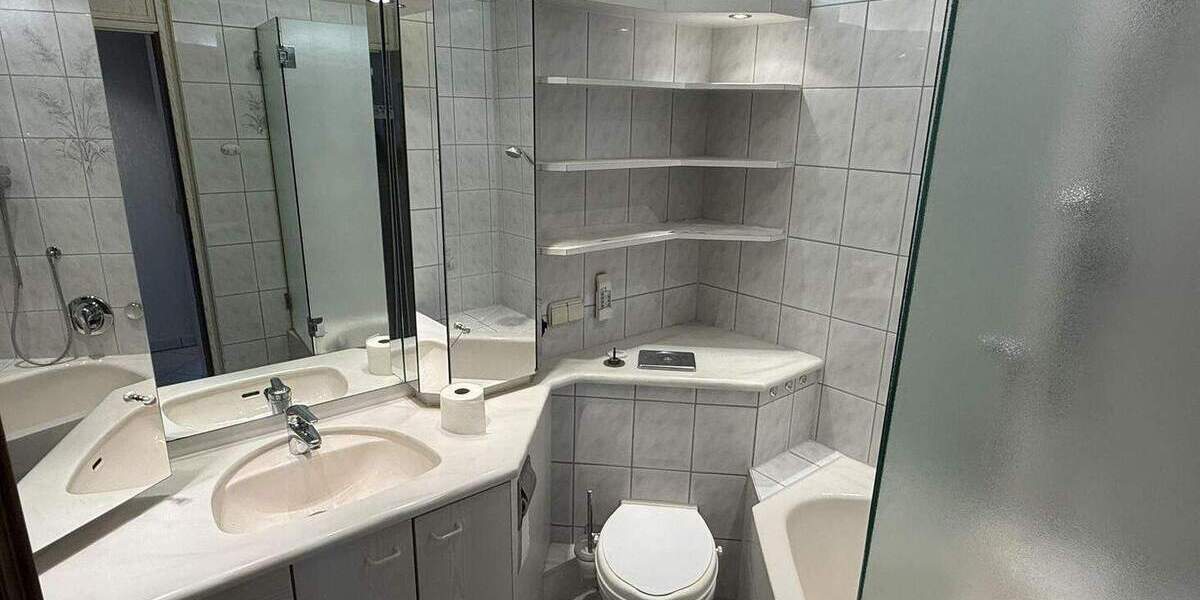 Etagenwohnung Ludwigsburg Neckarweihingen - 3 Zimmer, 97 m&sup2;, 329.000&euro; | Angebot:24061916