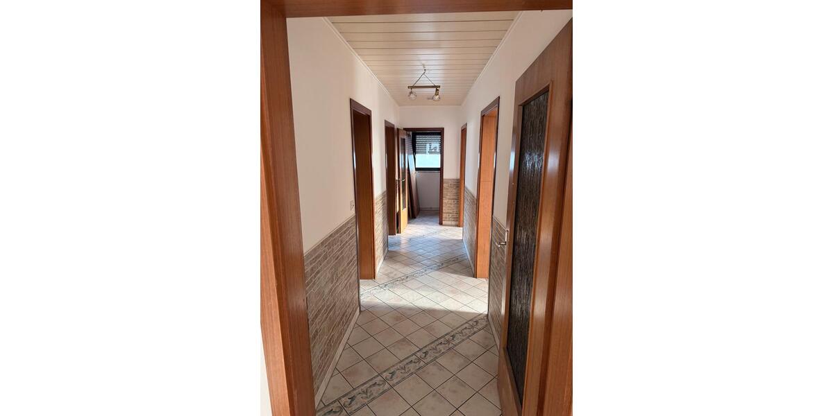 Etagenwohnung Neckarsulm - 4.5 Zimmer, 106 m&sup2;, 1.350&euro; | Angebot:26348724