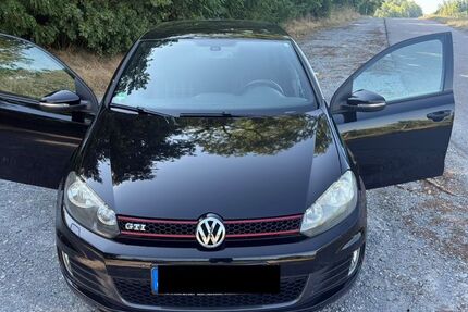 VW Golf 123.000 km 10.250 &euro; Pfedelbach 74629