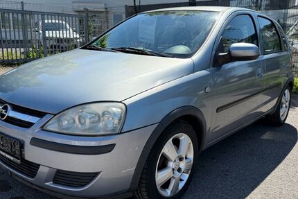 Opel Corsa 69.000 km 2.990 &euro; MÖGLINGEN 71696