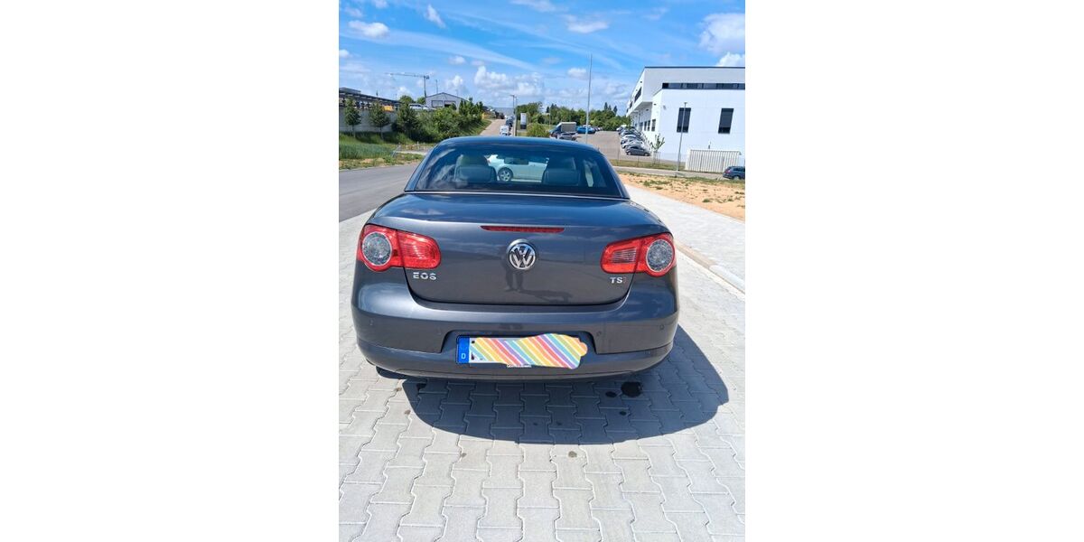 VW Eos 127.000 km 3.900 &euro; Leingarten 74211
