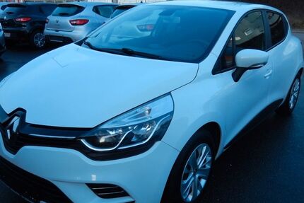 Renault Clio 127.700 km 7.499 &euro; Mosbach/Neckarelz 74821