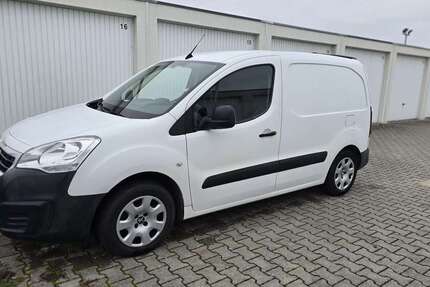 Peugeot Partner 141.009 km 10.500 &euro; Gundelsheim 74831