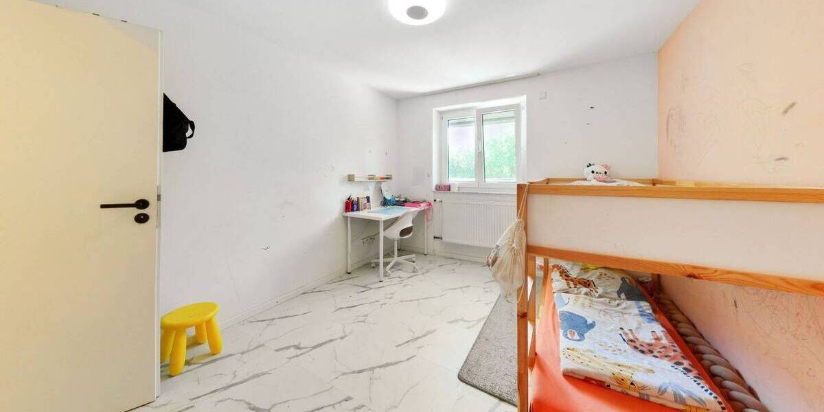 Etagenwohnung Ludwigsburg Eglosheim - 4 Zimmer, 92 m&sup2;, 360.000&euro; | Angebot:26882222