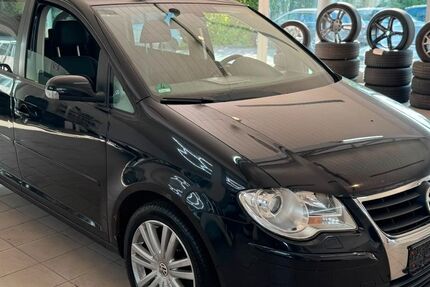 VW Touran 209.513 km 5.500 &euro; Obersulm 74182