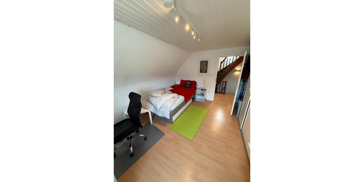 Etagenwohnung Mosbach - 5 Zimmer, 120 m&sup2;, 1.250&euro; | Angebot:26268869