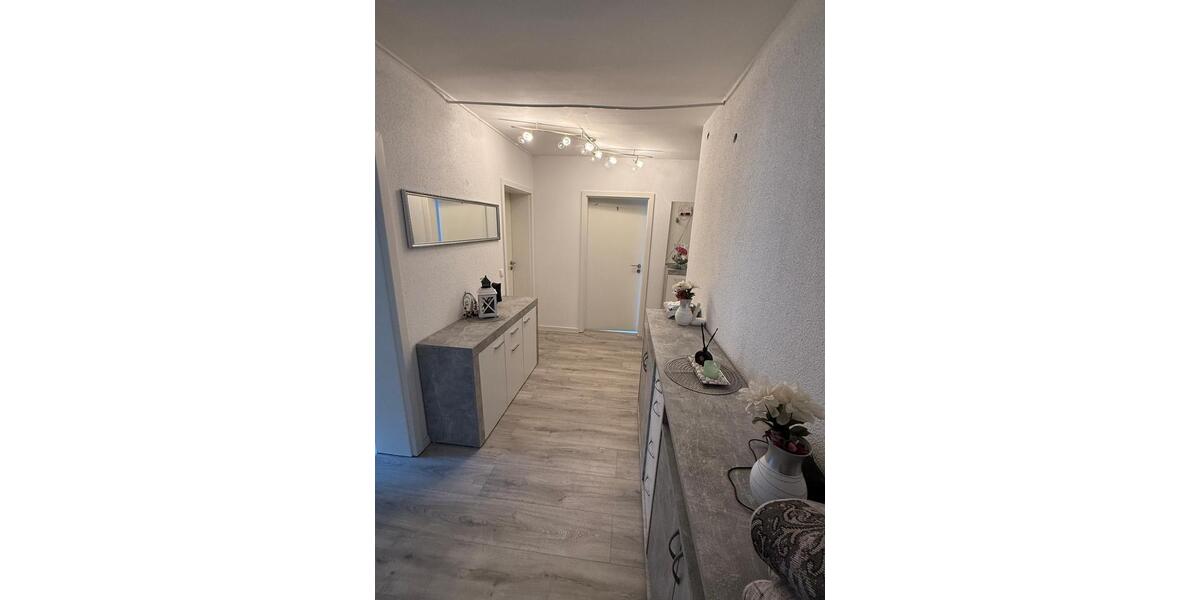 Erdgeschoßwohnung Möckmühl - 4 Zimmer, 108 m&sup2;, 275.000&euro; | Angebot:26050847