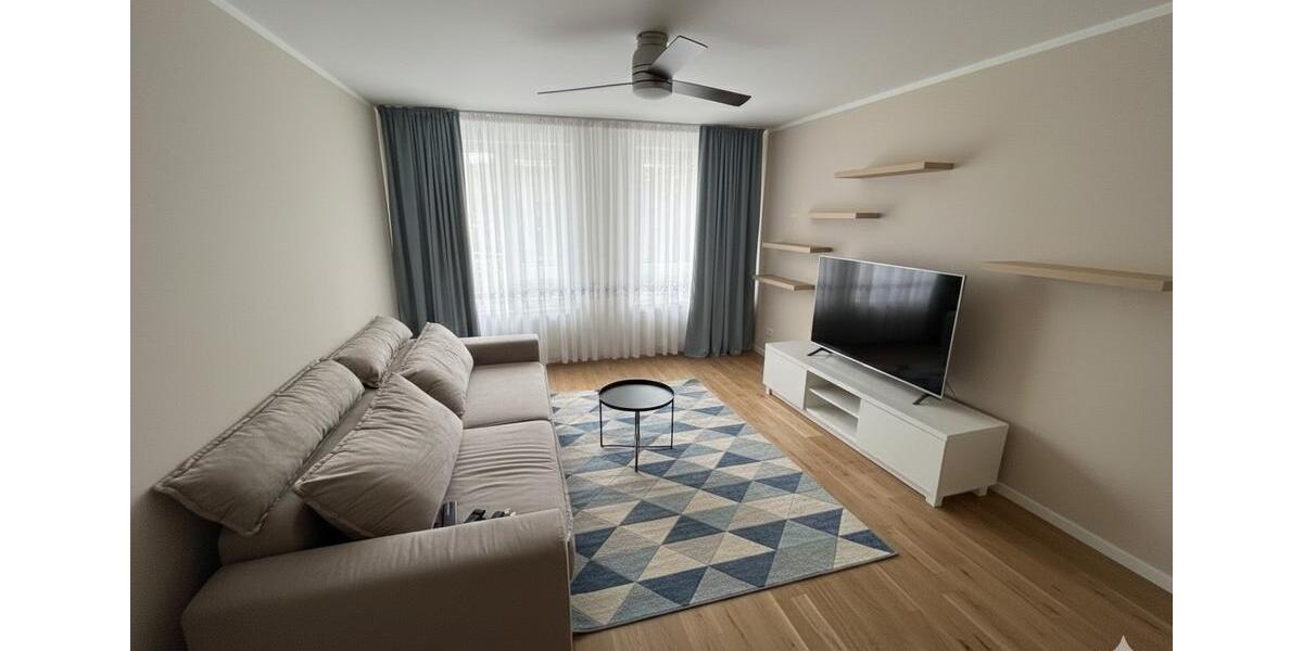 Helle 2ZKB, ca. 58m², Panorama-Balkon + TG-Stellplatz 1 zimmer