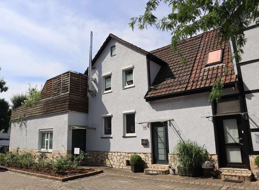 Haus zum Kaufen in Heilbronn 549.000 € 245 m² 8 zimmer