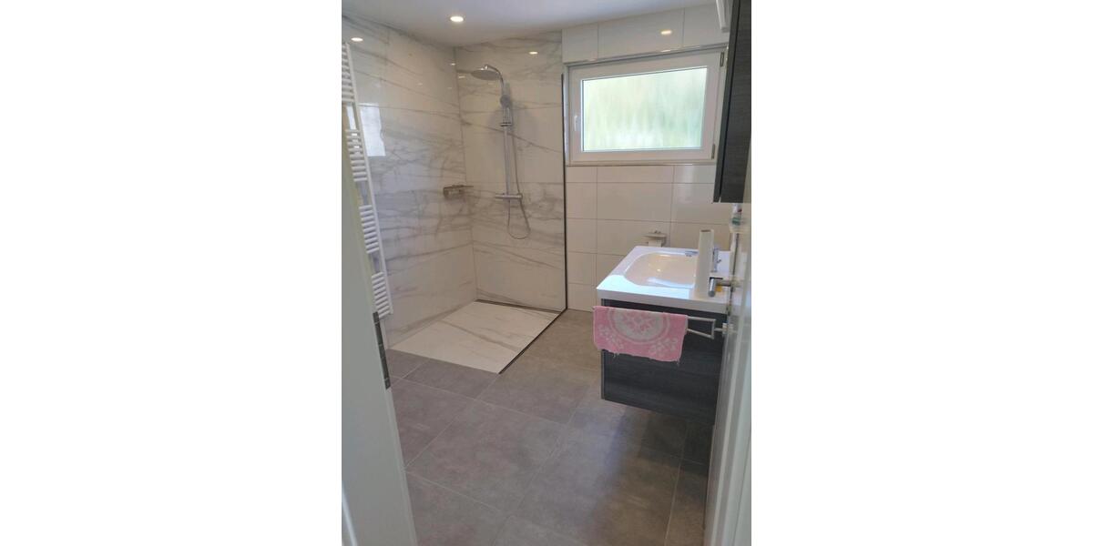 Etagenwohnung Massenbachhausen - 4 Zimmer, 85 m&sup2;, 1.000&euro; | Angebot:26619565