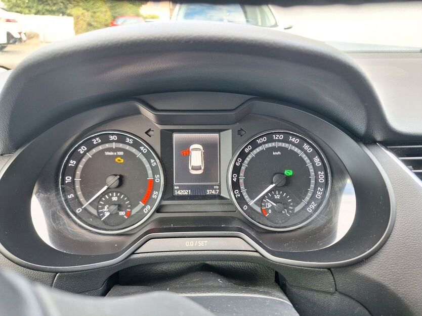 Skoda Octavia 143.083 km 11.799 € Neckarsulm 74172