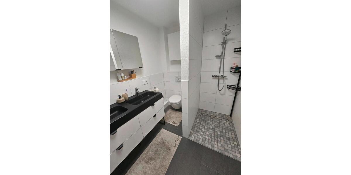 Modernes 5,5 Zi.Reihenhaus mit hochwertiger Wohnküche 5 zimmer