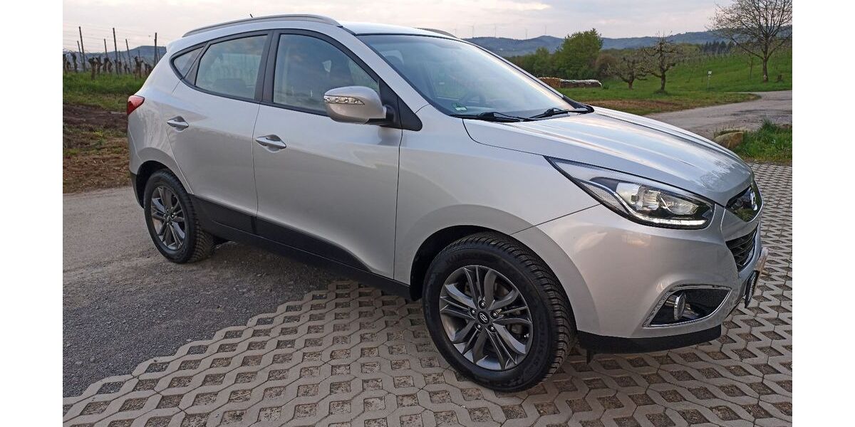 Hyundai ix35 95.000 km 11.200 &euro; Obersulm 74182