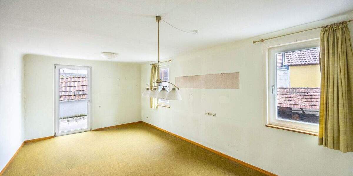 Mehrfamilienhaus, Wohnhaus Gemmrigheim - 8 Zimmer, 160 m&sup2;, 320.000&euro; | Angebot:25698004