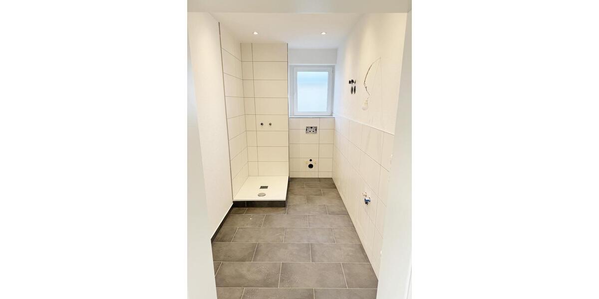 Modernisierte Erdgeschosswohnung mit Terrasse und Garten 2 zimmer