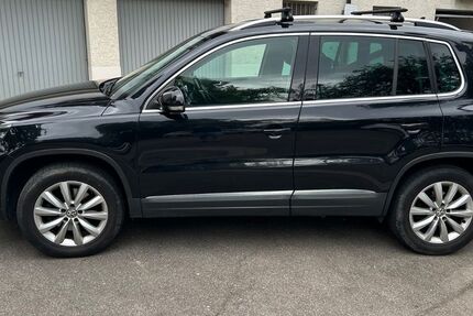 VW Tiguan 224.000 km 8.200 &euro; Marbach am Neckar 71672