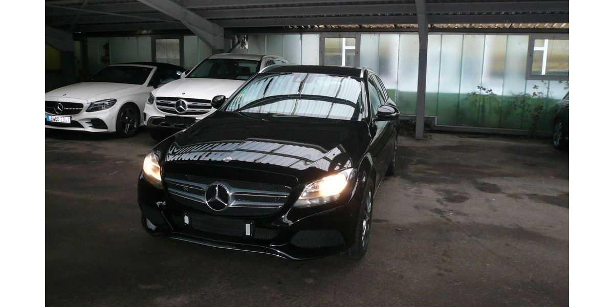 Mercedes-Benz C 250 189.000 km 16.890 € Ludwigsburg 71634