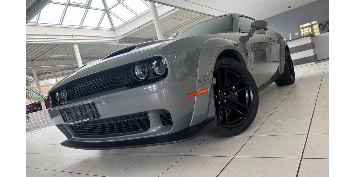 Dodge Challenger 17.000 km 44.980 &euro; Öhringen 74613