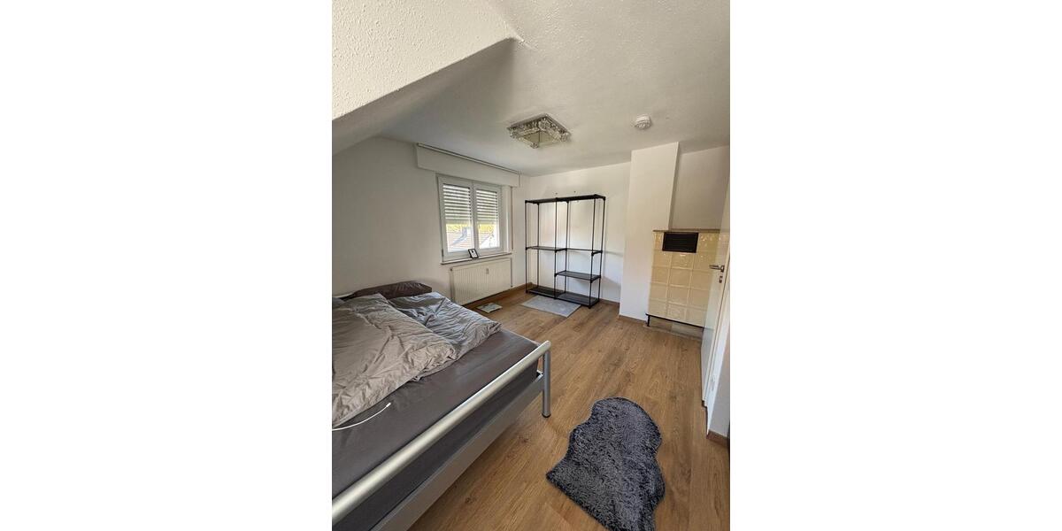 Dachgeschoßwohnung Ludwigsburg Oßweil - 2 Zimmer, 50 m&sup2;, 900&euro; | Angebot:26293128