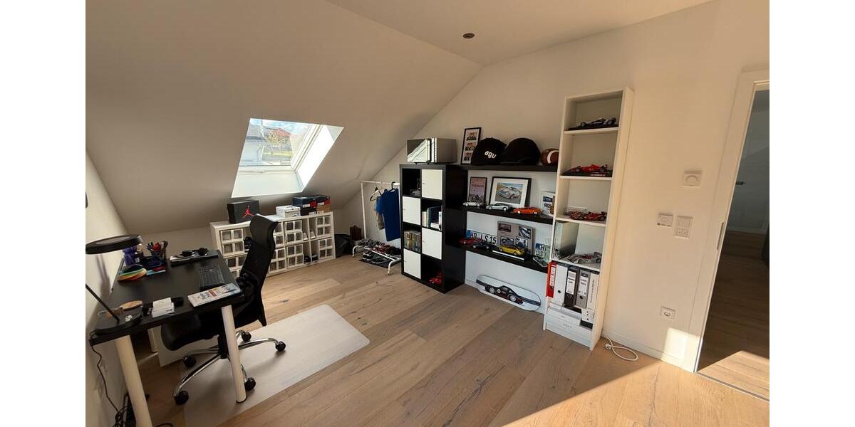 Dachgeschoßwohnung Sinsheim - 3 Zimmer, 87 m&sup2;, 419.000&euro; | Angebot:24788390