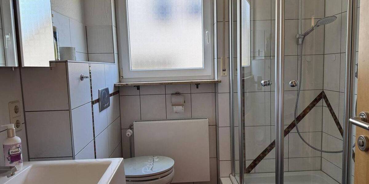 Doppelhaushälfte Öhringen - 6 Zimmer, 216 m&sup2;, 1.600&euro; | Angebot:26796607