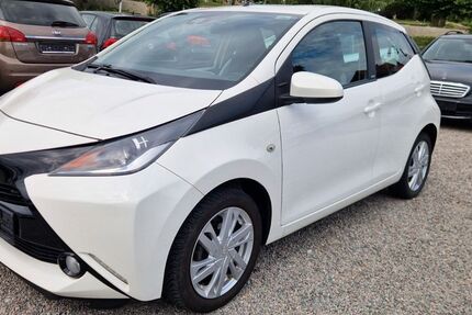 Toyota Aygo (X) 117.646 km 7.500 &euro; Sinsheim- Reihen 74889