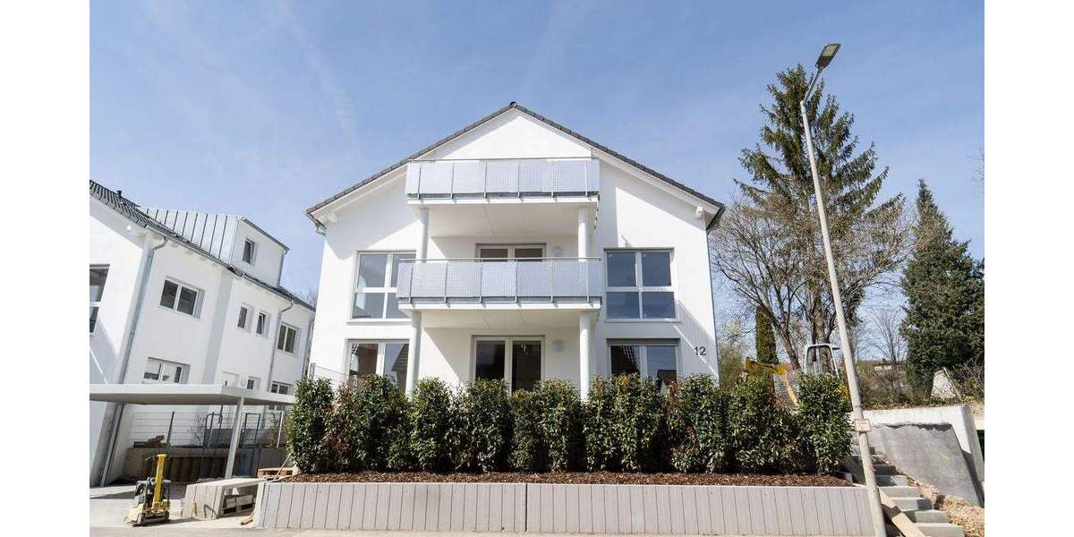 Etagenwohnung Abstatt - 4 Zimmer, 129 m&sup2;, 1.750&euro; | Angebot:24516970