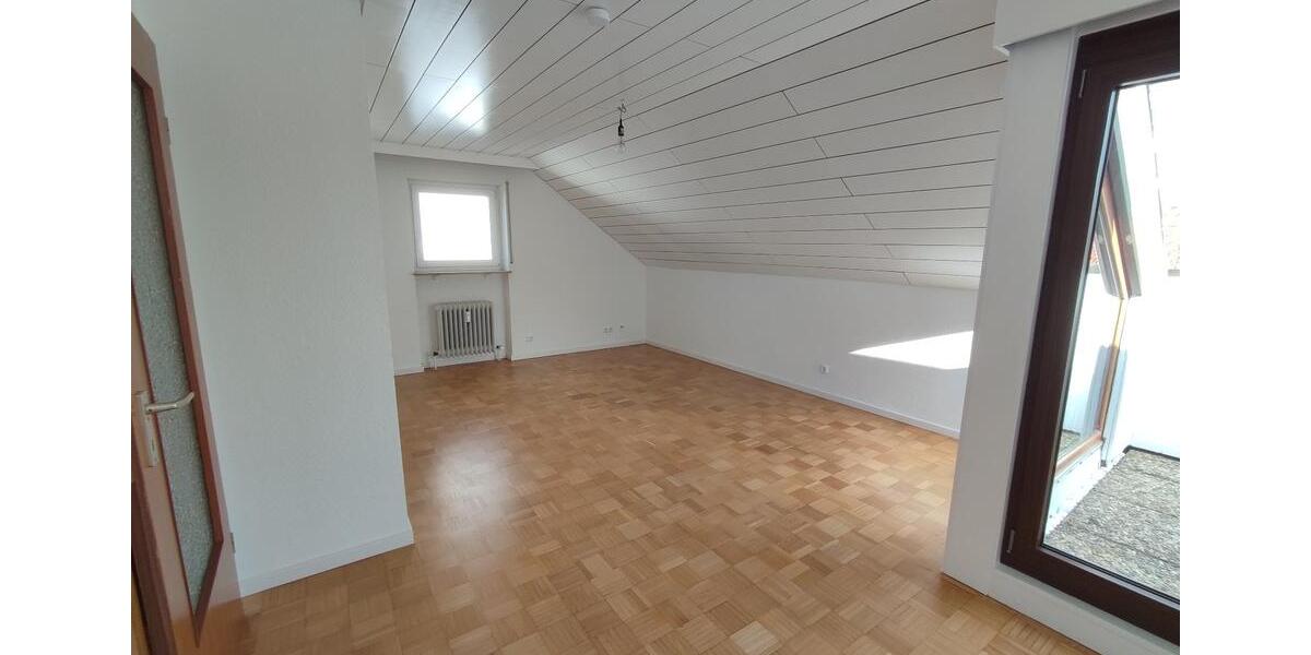 Dachgeschoßwohnung Öhringen - 2 Zimmer, 51 m&sup2;, 660&euro; | Angebot:25452089