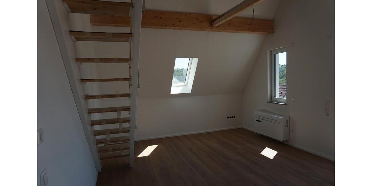 Etagenwohnung Ludwigsburg Hoheneck - 3 Zimmer, 94 m&sup2;, 1.590&euro; | Angebot:27570582