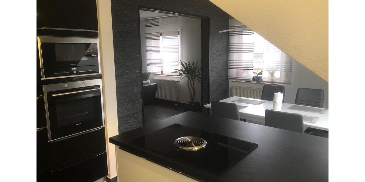 Dachgeschoßwohnung Gundelsheim - 3.5 Zimmer, 90 m&sup2;, 329.000&euro; | Angebot:27569676