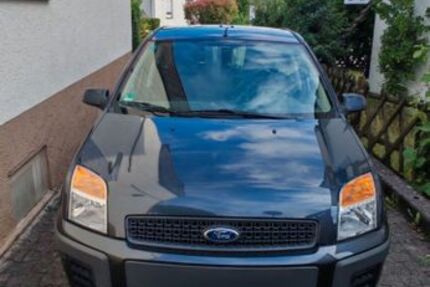 Ford Fusion 33.900 km 6.000 &euro; Kirchberg 71737