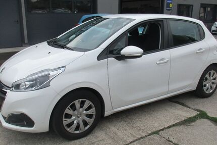 Peugeot 208 159.300 km 4.790 &euro; Heilbronn 74081