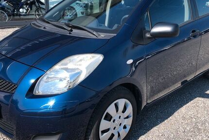 Toyota Yaris 241.000 km 2.850 € Öhringen 74613